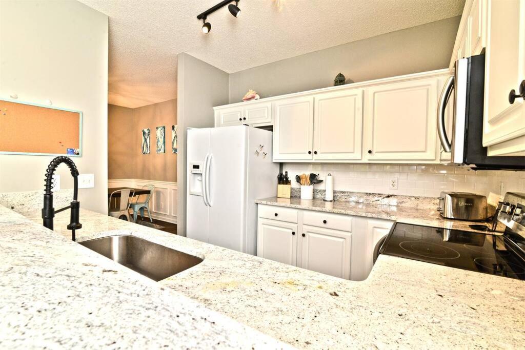 All New Luxury Beach Retreat 1 Mile To Beach W Pool Myrtle Beach Kültér fotó